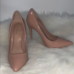 Nude stiletto closed toe heel